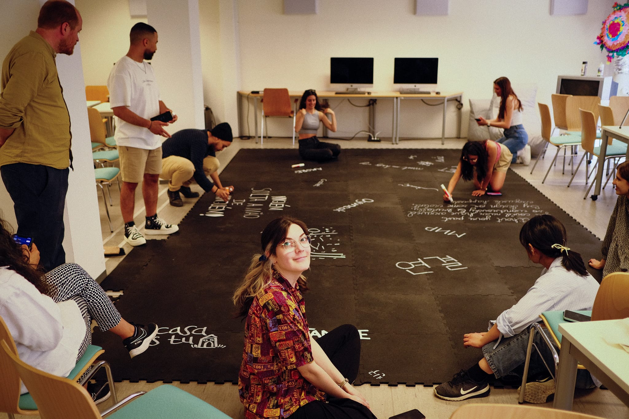 Gemeinsam zusammen – Medienkunstausstellung Schloss Fechenbach in Dieburg