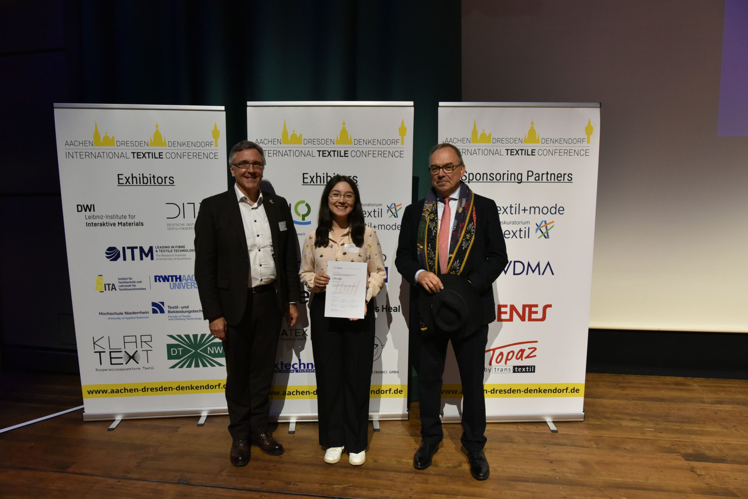 Alternativen zu Elastan und welche Wirkung kleine Toleranzen in Textil haben können