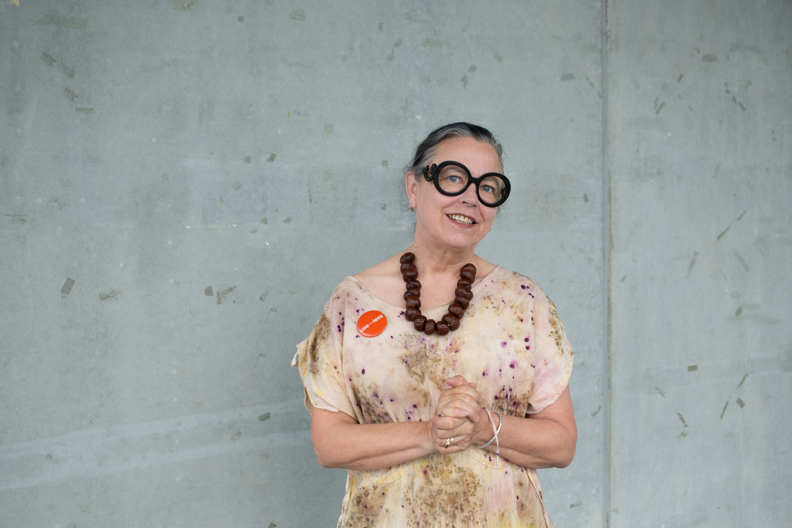 Modedesignerin Martina Glomb verbindet Design und Handwerk mit gesellschaftlicher Verantwortung